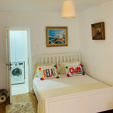 River View - Old City Apartment Bukarest Exterior foto