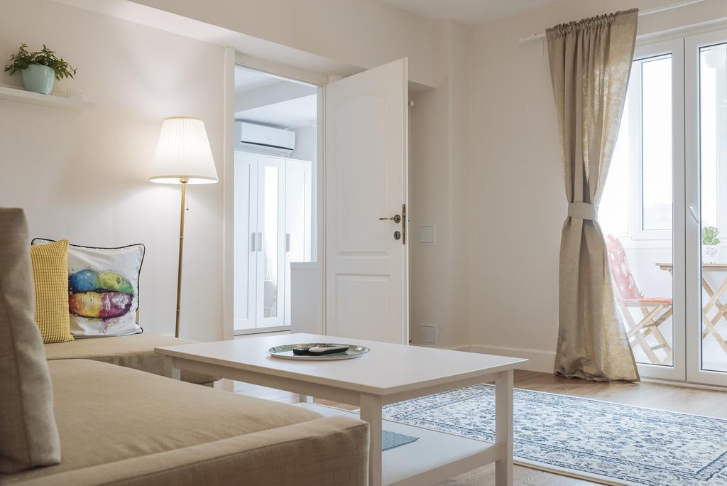 River View - Old City Apartment Bukarest Exterior foto